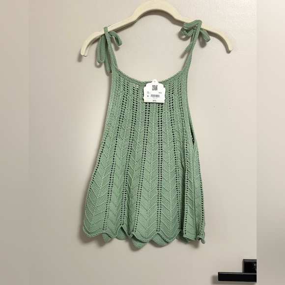 Altar’d State Crochet Tank- size small - Picture 2 of 5